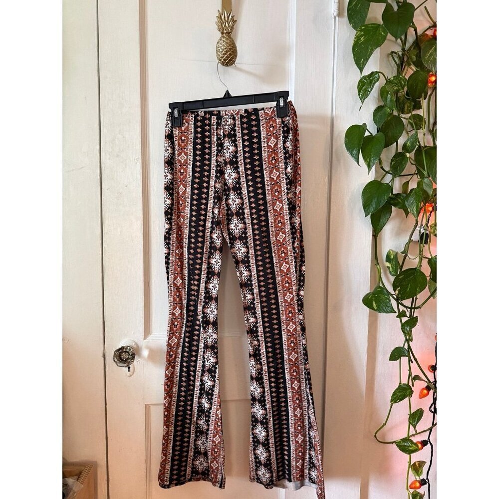 Love nation women’s size medium BoHo leggings
